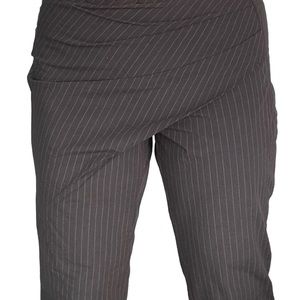 Qubha made in Italy 100% cotton trousers with front diagonal pleat EUC